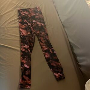 lululemon leggings size is xs (0)